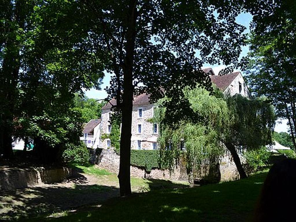 Le Moulin De Pommeuse Bed & Breakfast Екстериор снимка