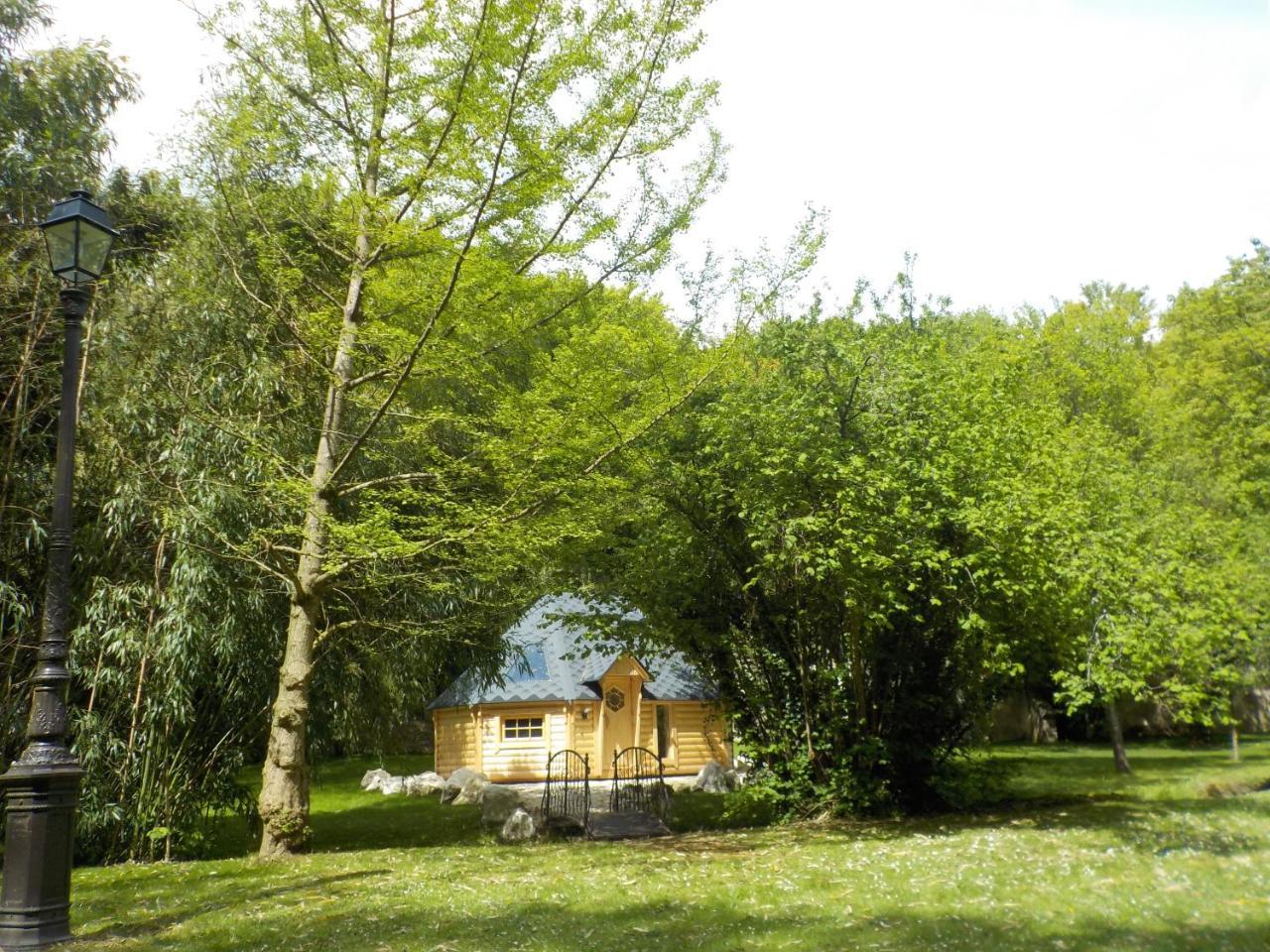 Le Moulin De Pommeuse Bed & Breakfast Екстериор снимка