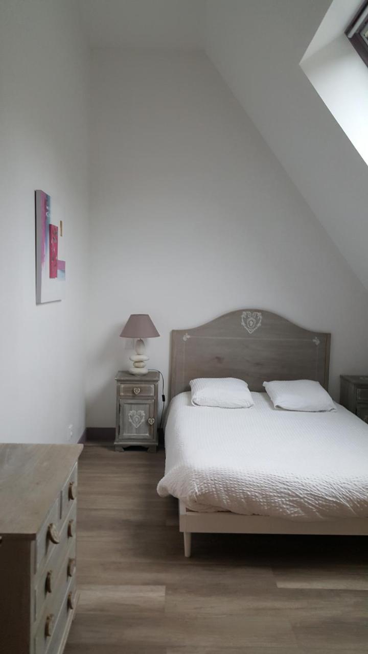 Le Moulin De Pommeuse Bed & Breakfast Екстериор снимка